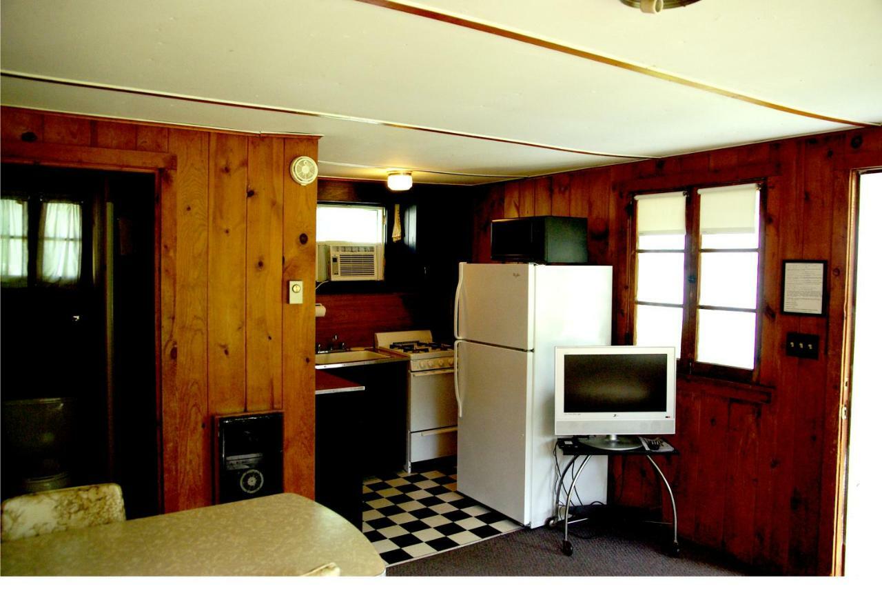 Fair Wind Motel And Cottages Clayton Buitenkant foto